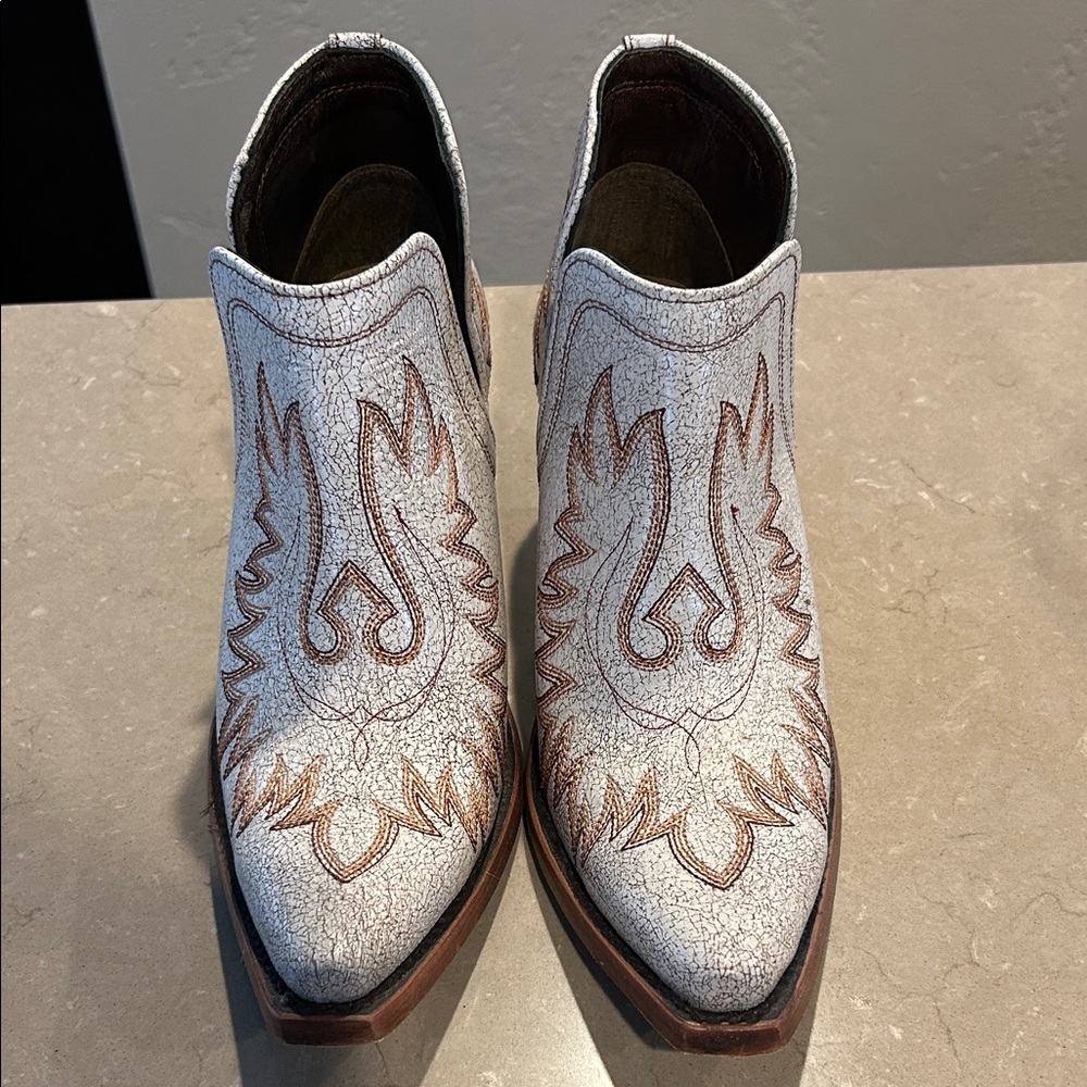 Ariat Women's Western Ankle Boots - White and Brown - Picture 2 of 4
